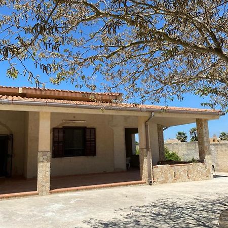 Villa Singola A 1300 Mt Dal Mare مازارا ديل فالو المظهر الخارجي الصورة